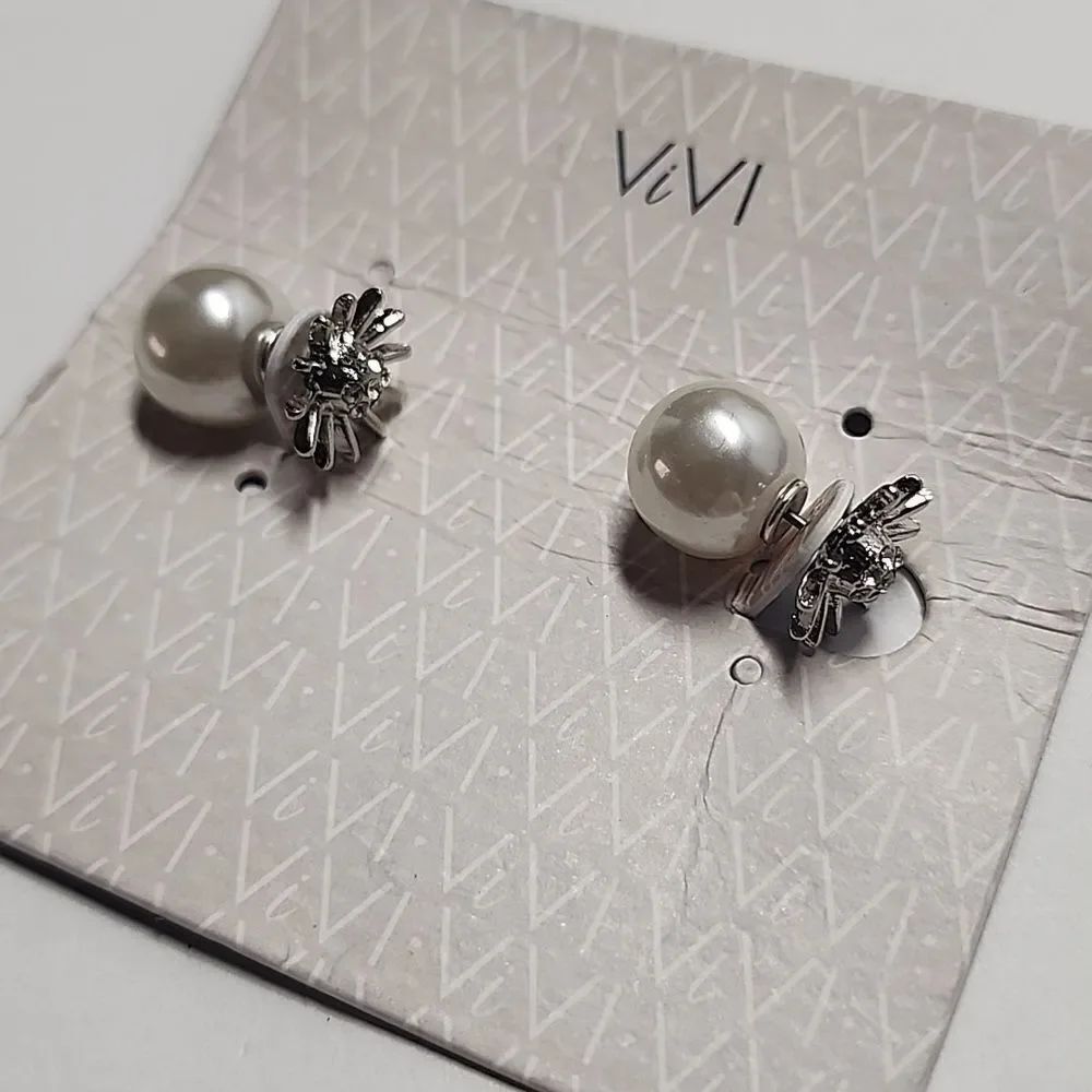 ViVi Silver and White Faux Pearl Earrings